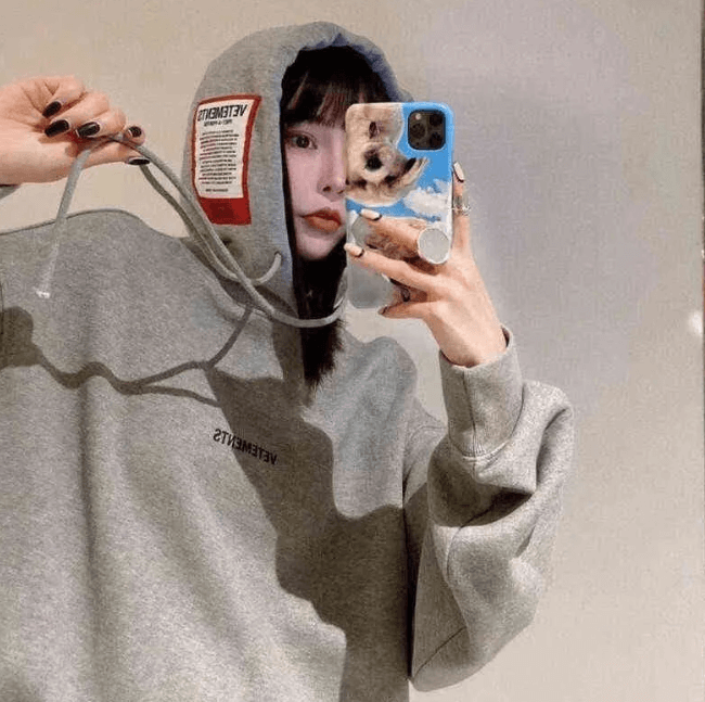 ESSENTIALS HOODIES: THE SILENT REBELLION IN EVERY THREAD